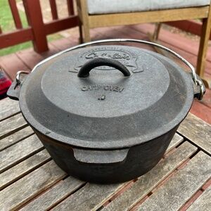 Vintage Cabelas Duch oven # 10